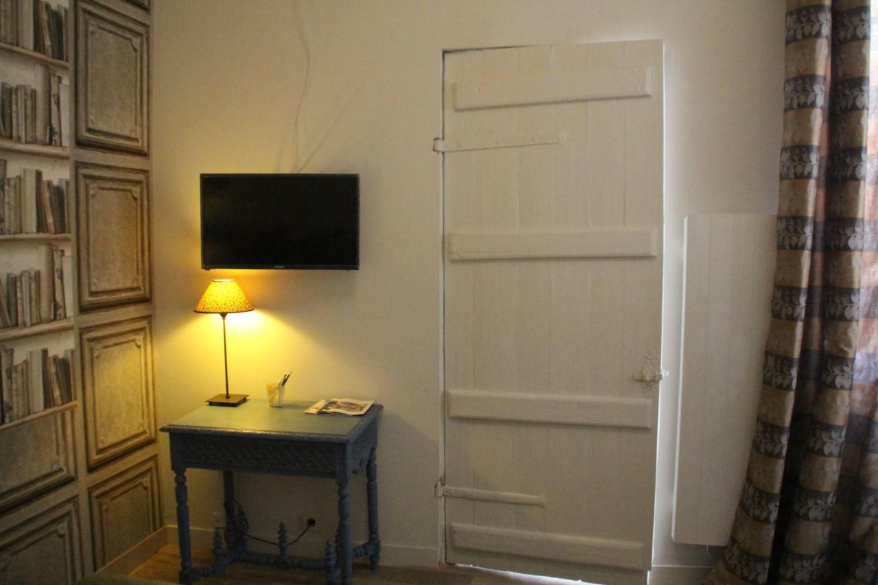 סנטה Une Chambre En Ville מראה חיצוני תמונה